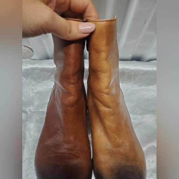 Vince Camuto "Hadley" leather booties - Picture 6 of 15